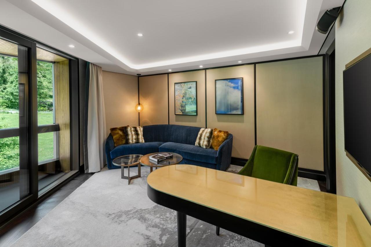 Five Zurich - Luxury City Resort Ngoại thất bức ảnh The interior of the suite