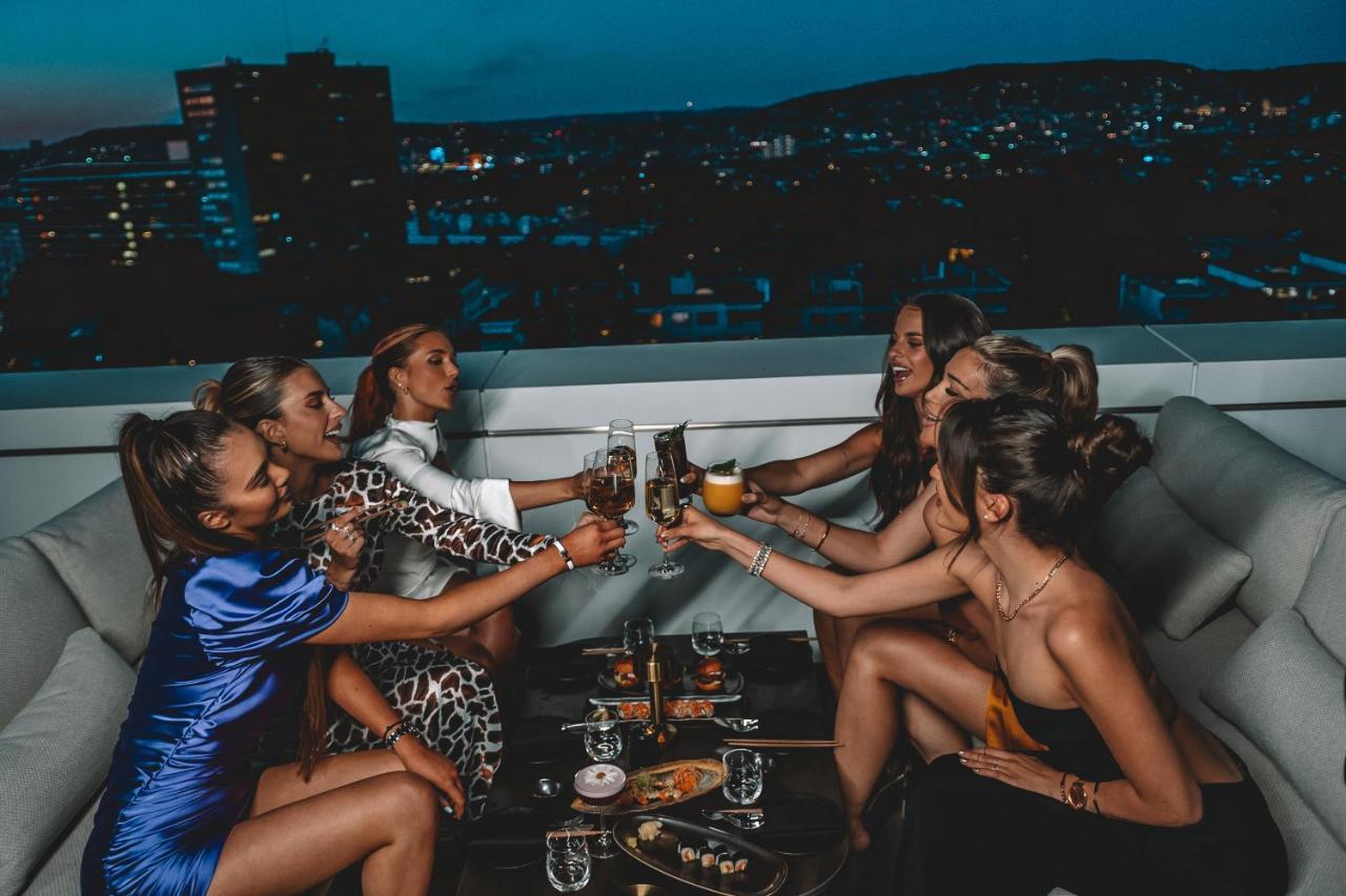 Five Zurich - Luxury City Resort Ngoại thất bức ảnh Skyline Bar